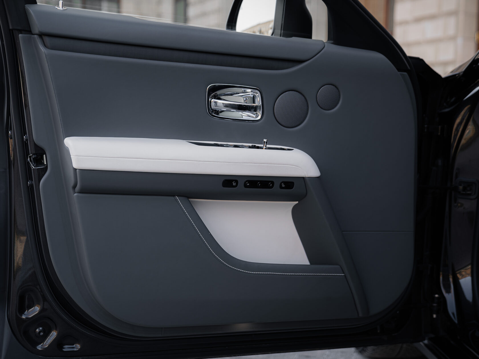 Rolls-Royce Ghost EXTENDED  <br>Graphite 