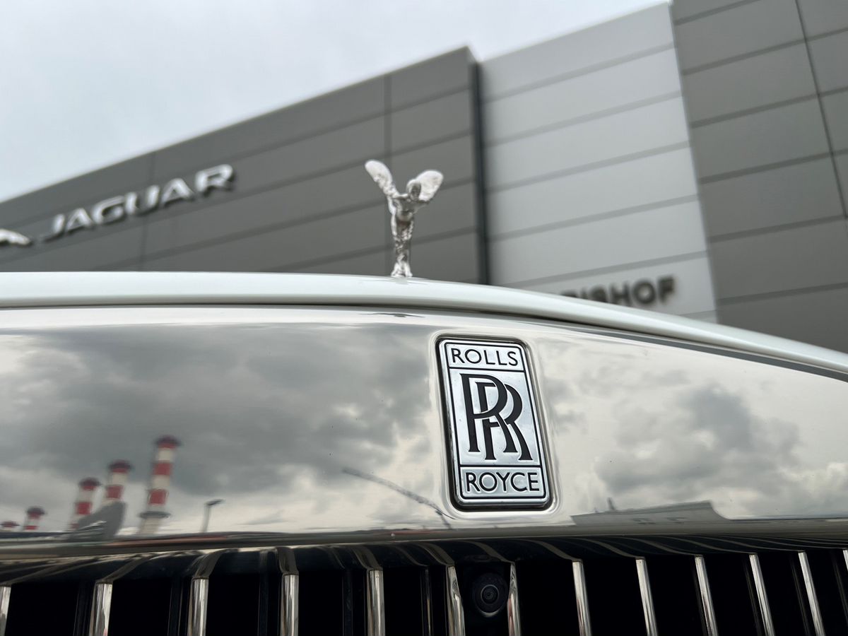 Rolls-Royce Cullinan  <br>Белый