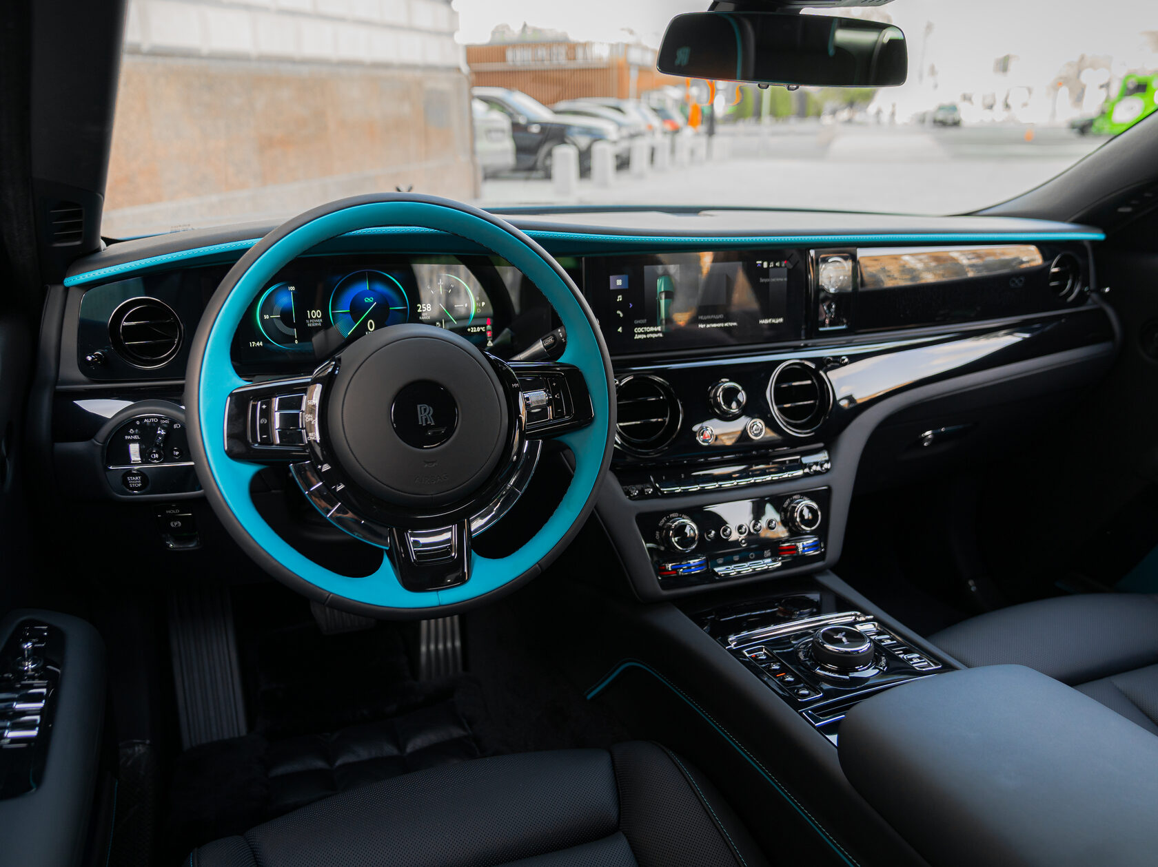 Rolls-Royce Ghost Black Badge Series II  <br>Mustique Blue 