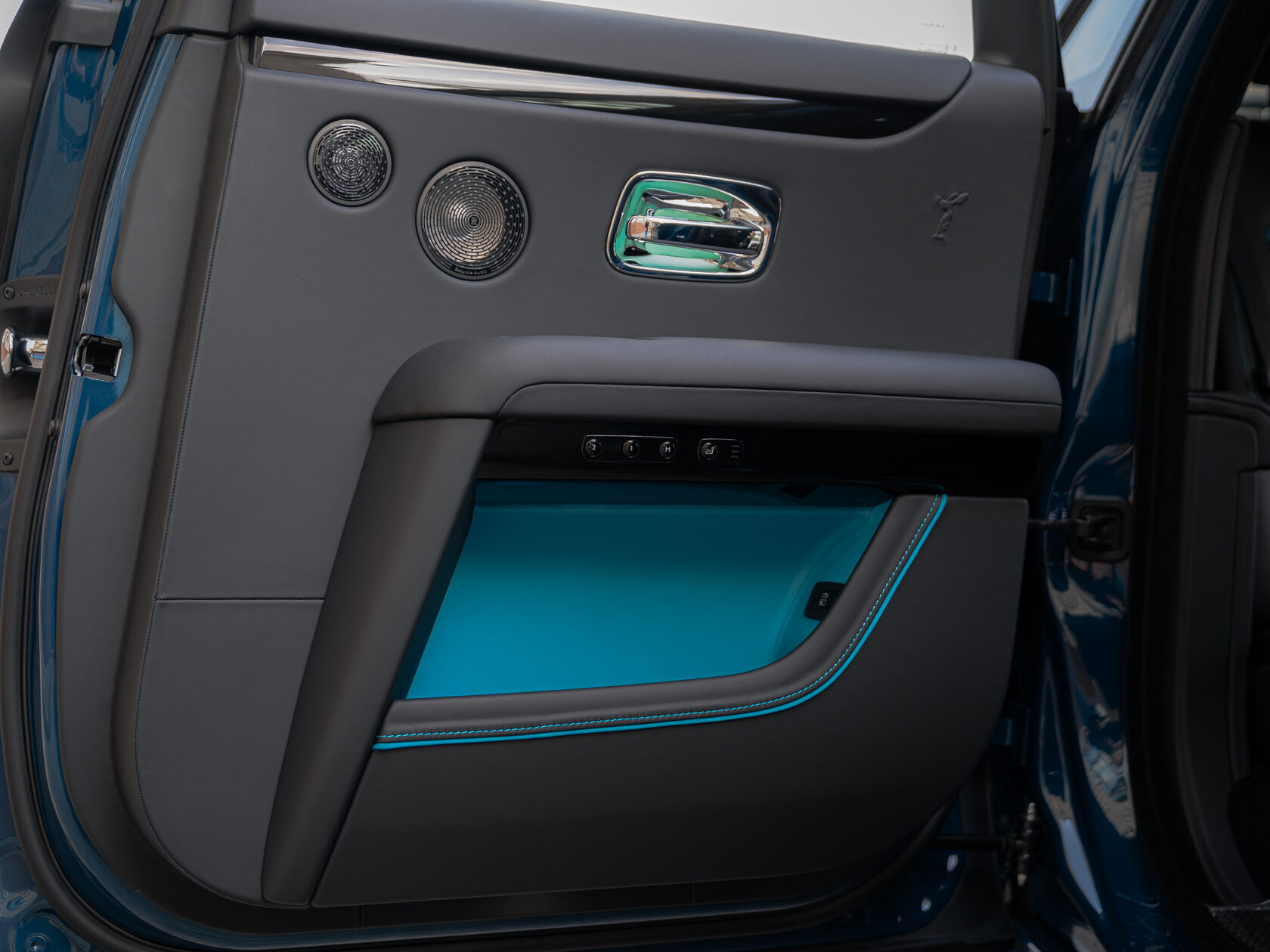 Rolls-Royce Ghost Black Badge Series II  <br>Mustique Blue 