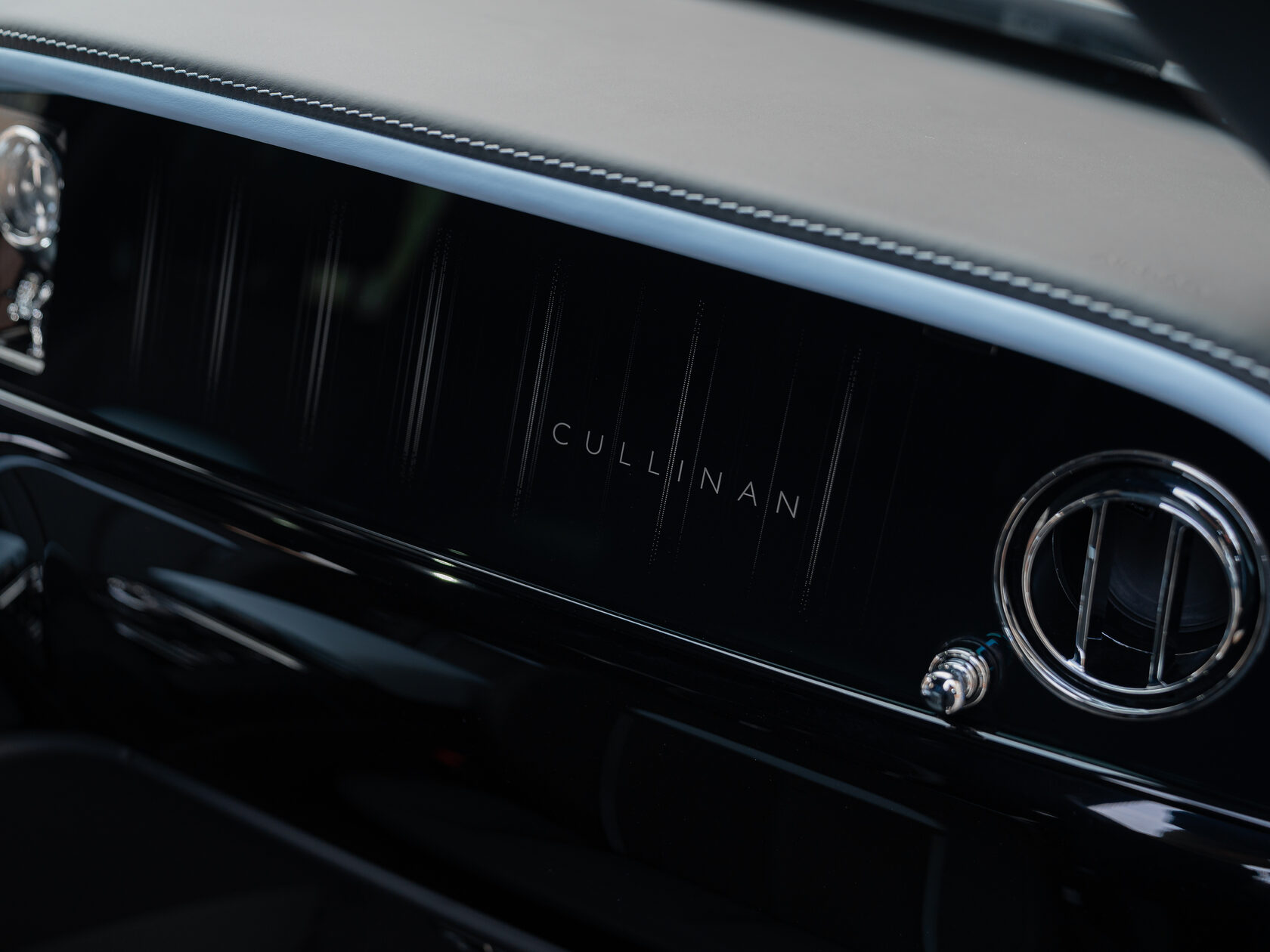 Rolls-Royce II Black Diamond  <br>Black Diamond 