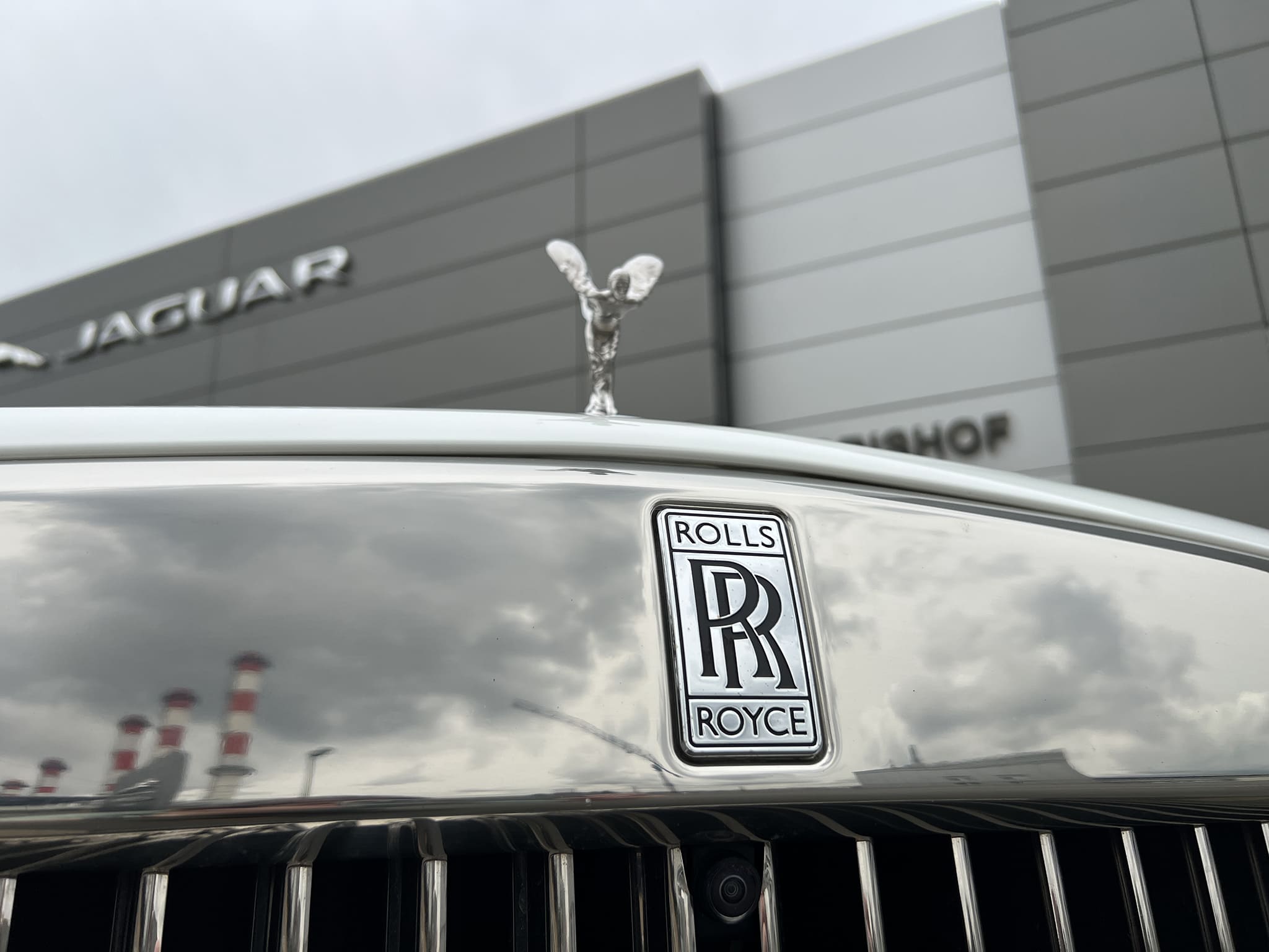 Rolls-Royce Cullinan 2019 год <br>Arctic White / Белый металлик