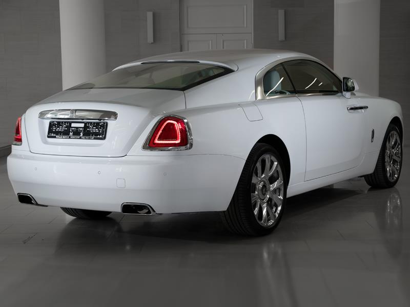 Rolls-Royce Wraith  <br>Crystal over Arctic White 