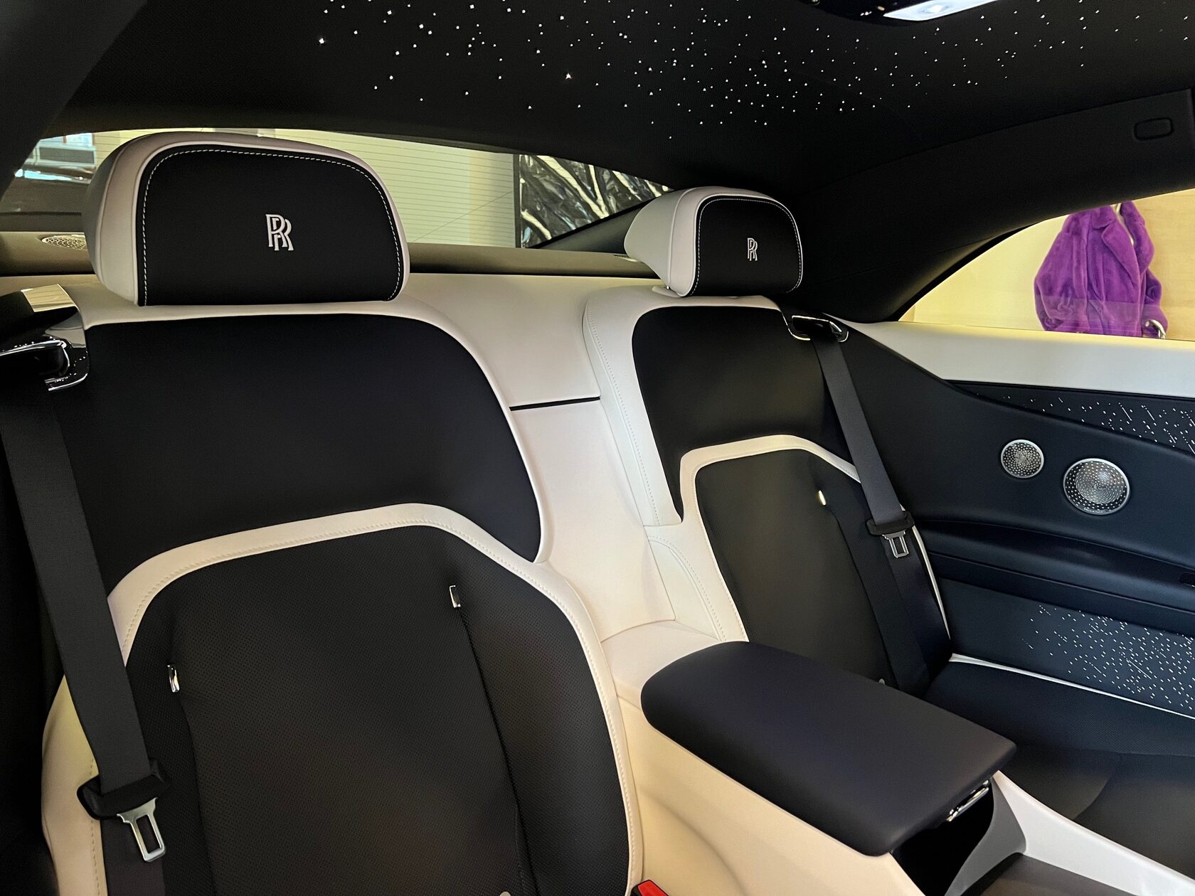 Rolls-Royce Spectre  <br>Midnight Sapphire 