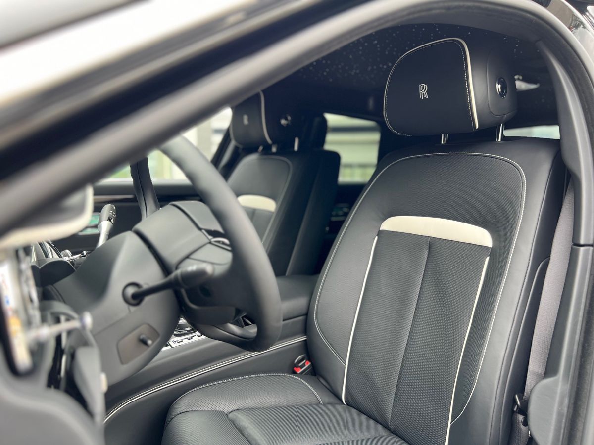 Rolls-Royce Ghost 2021 год <br>Diamond Black 