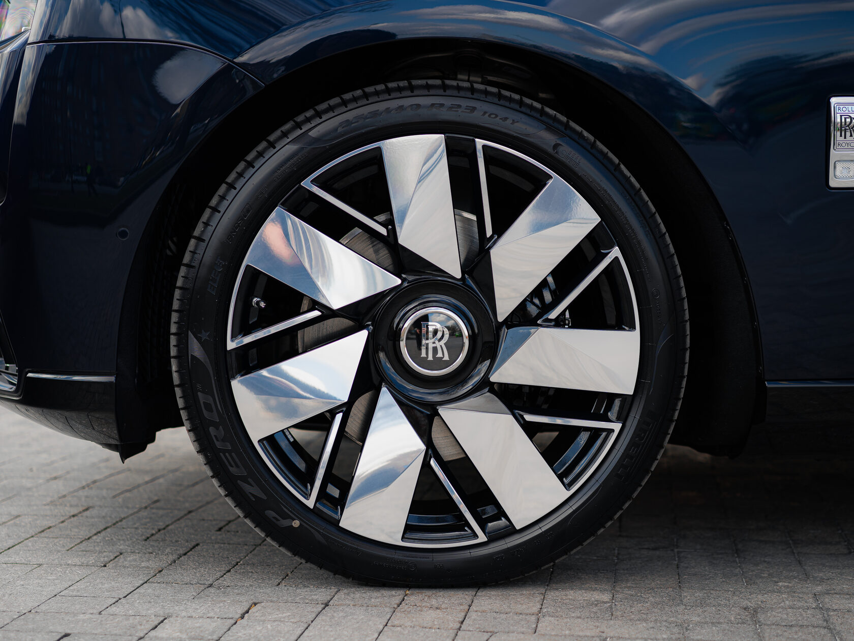 Rolls-Royce II Midnight Sapphire  <br>Midnight Sapphire 