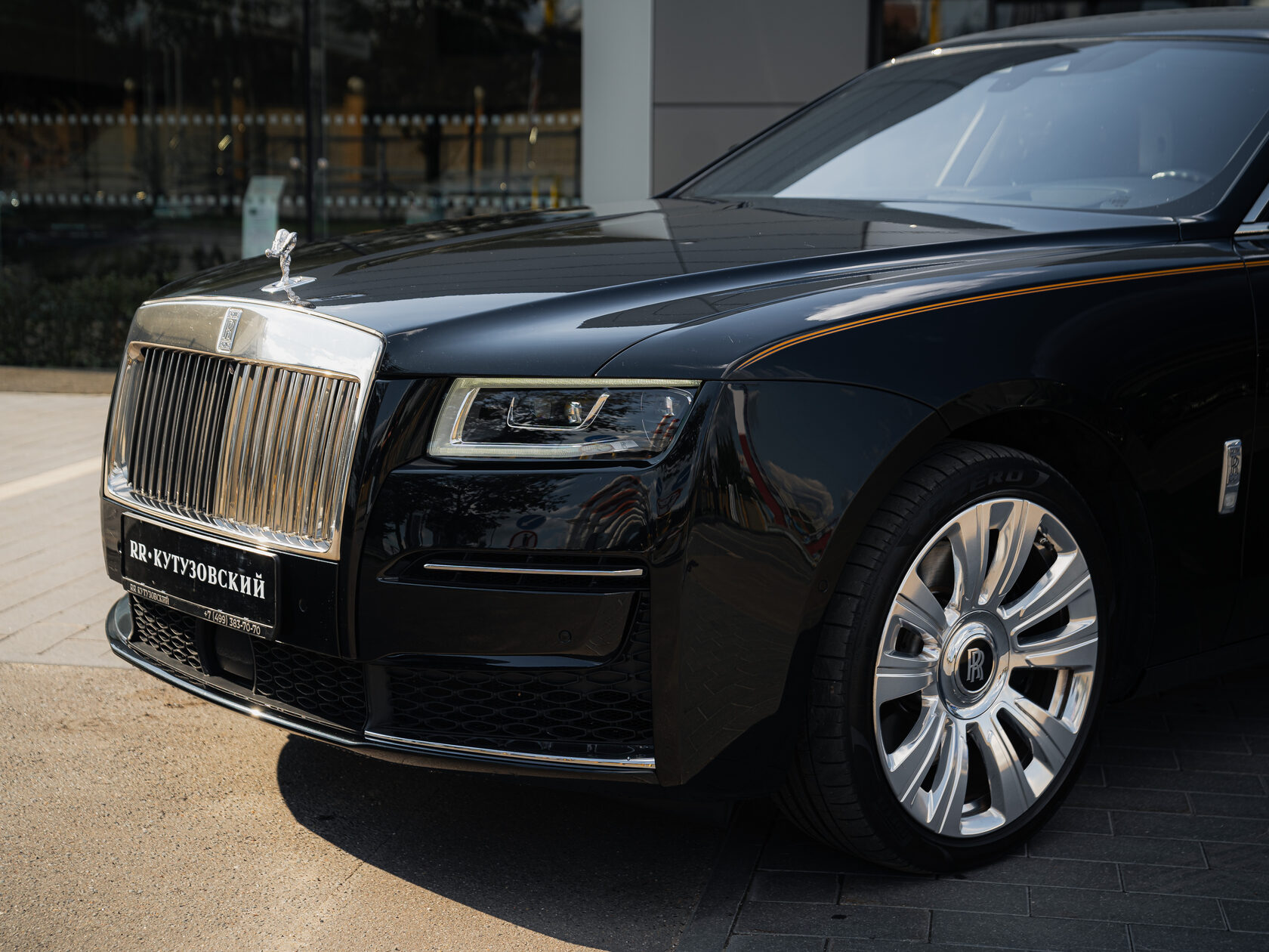 Rolls-Royce Ghost  <br>Diamond Black 