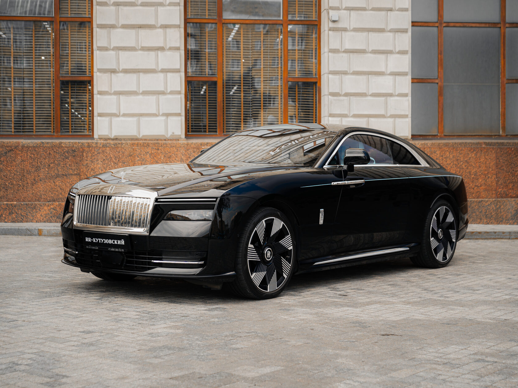 Rolls-Royce Spectre  <br>Black Diamond/ Черный