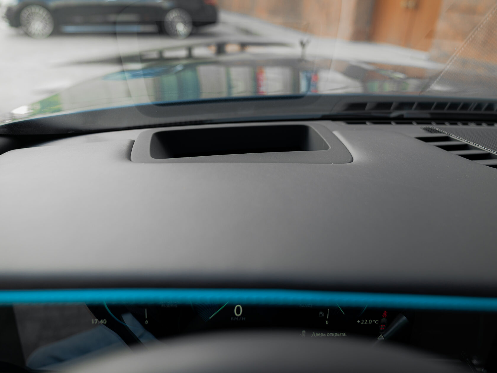 Rolls-Royce Ghost Black Badge Series II  <br>Mustique Blue 