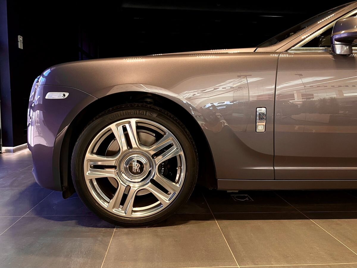 Rolls-Royce Ghost 2015 год <br>