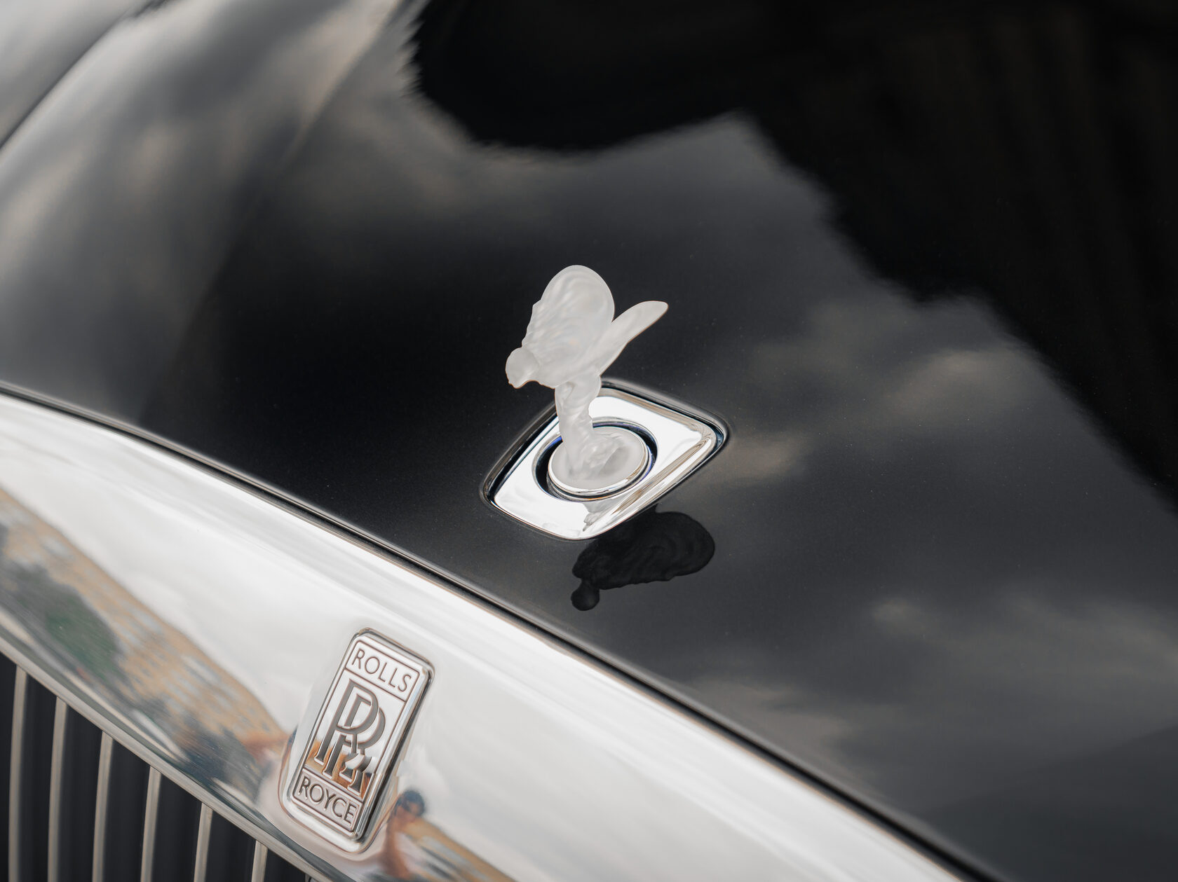 Rolls-Royce Spectre  <br>Black Diamond/ Черный
