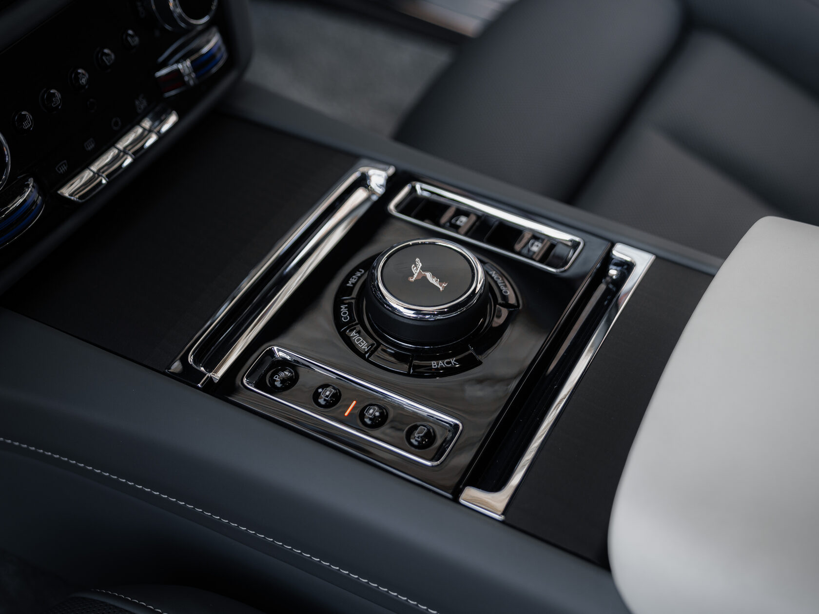 Rolls-Royce Ghost EXTENDED  <br>Graphite 