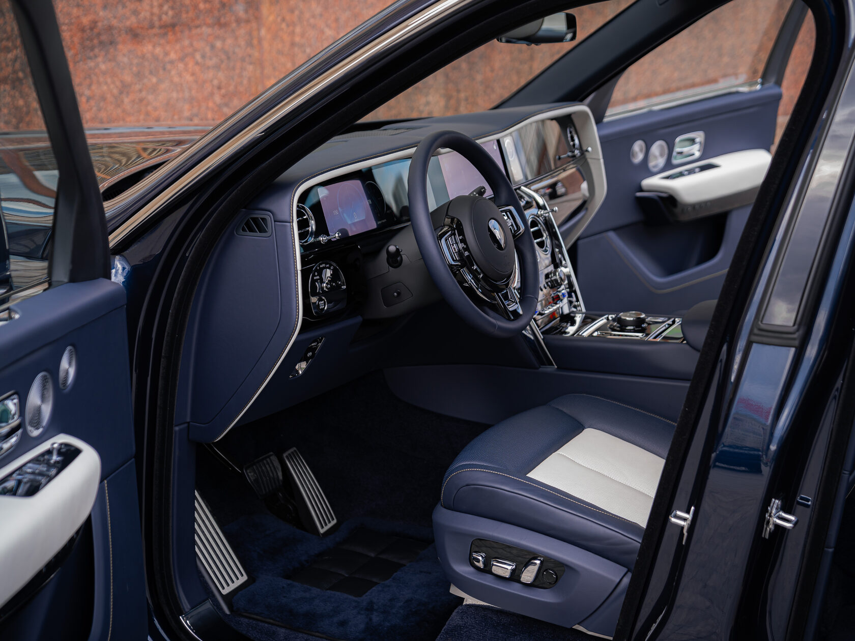 Rolls-Royce II Midnight Sapphire  <br>Midnight Sapphire 