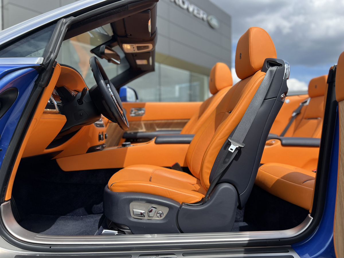 Rolls-Royce Dawn 2017 год <br>