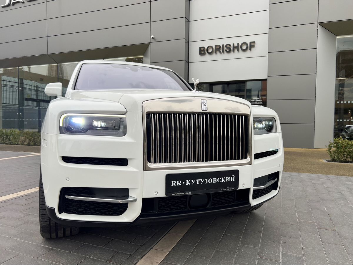 Rolls-Royce Cullinan  <br>Белый