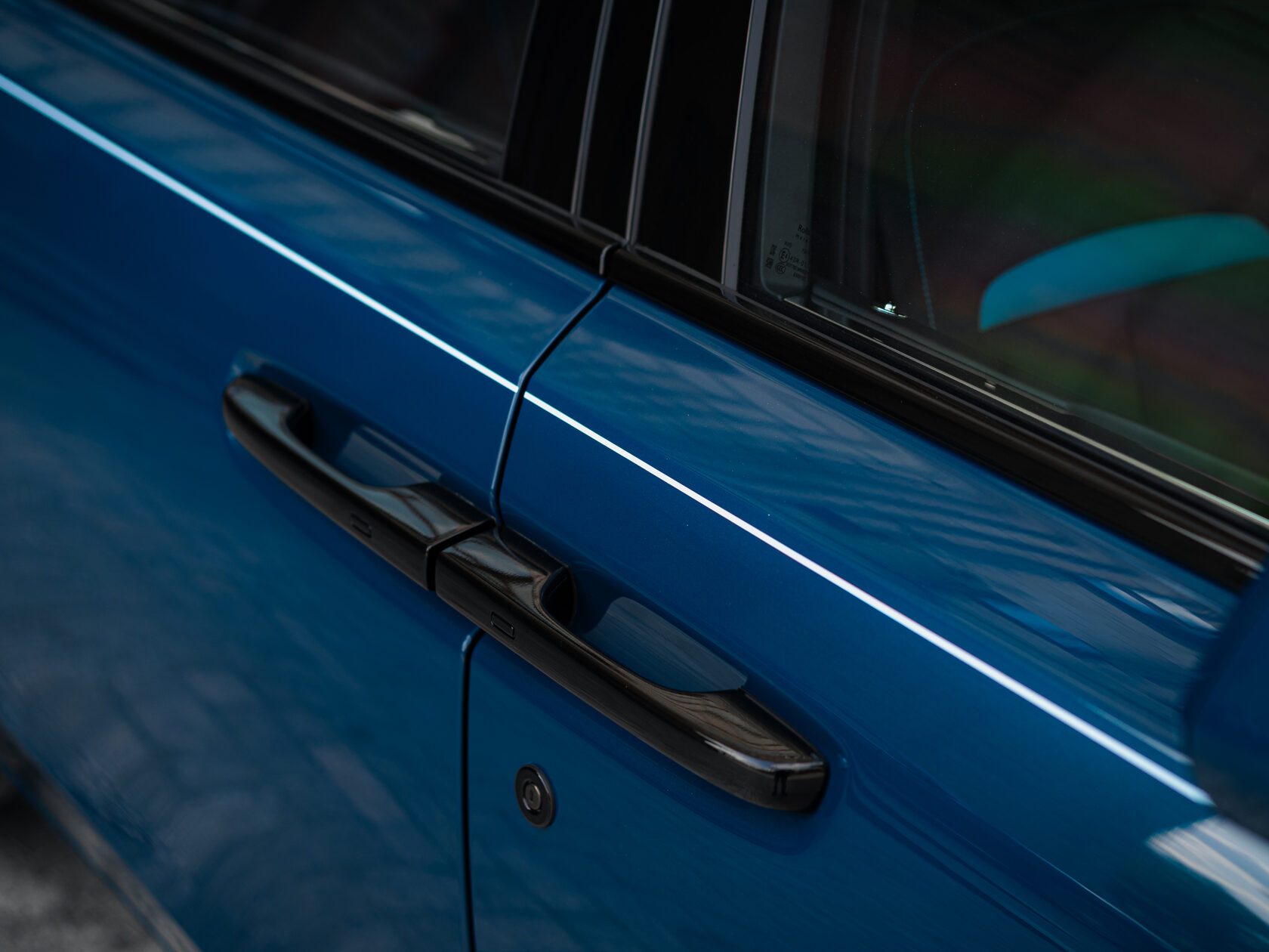 Rolls-Royce Ghost Black Badge Series II  <br>Mustique Blue 