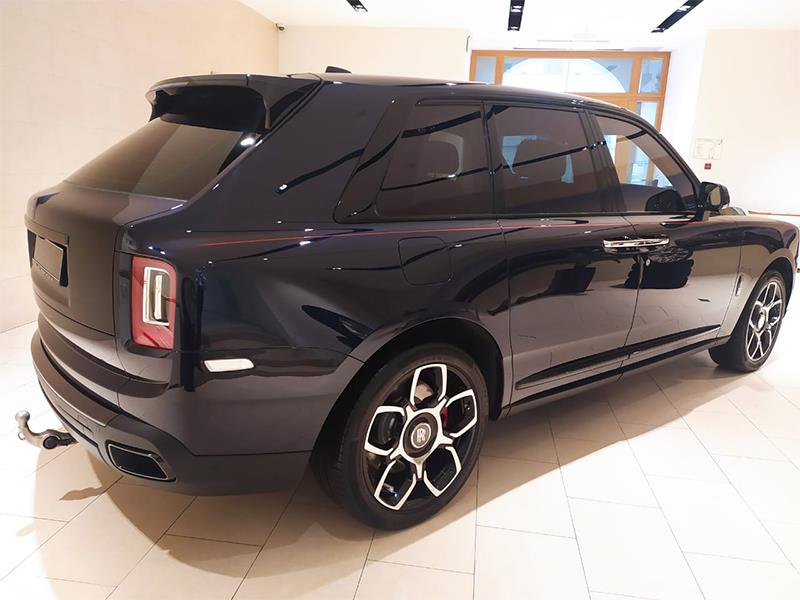 Rolls-Royce Cullinan Black Badge 2020 год <br>Midnight Sapphire 