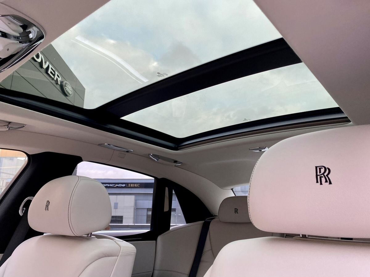 Rolls-Royce Ghost 2015 год <br>