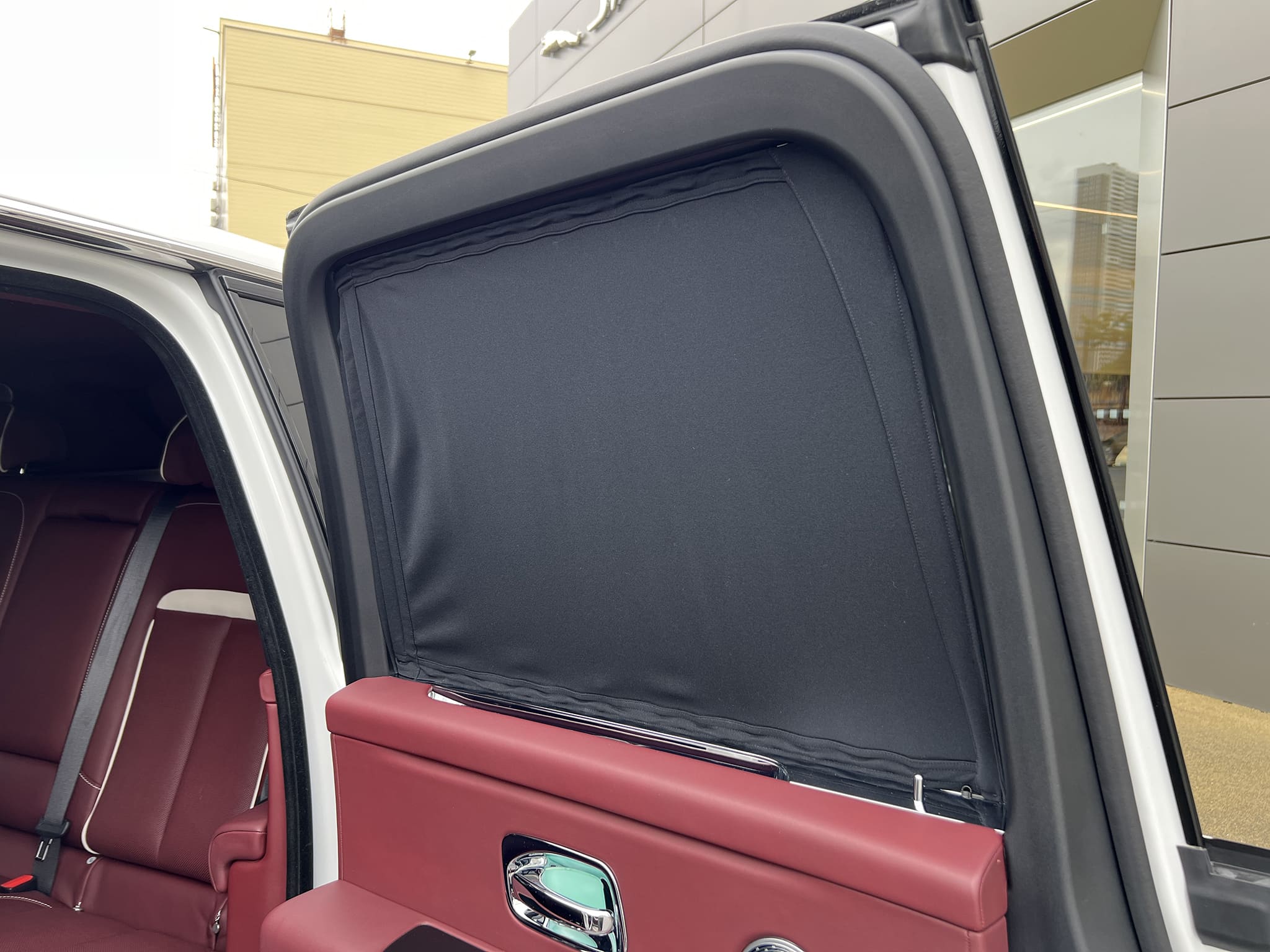 Rolls-Royce Cullinan 2019 год <br>Arctic White / Белый металлик