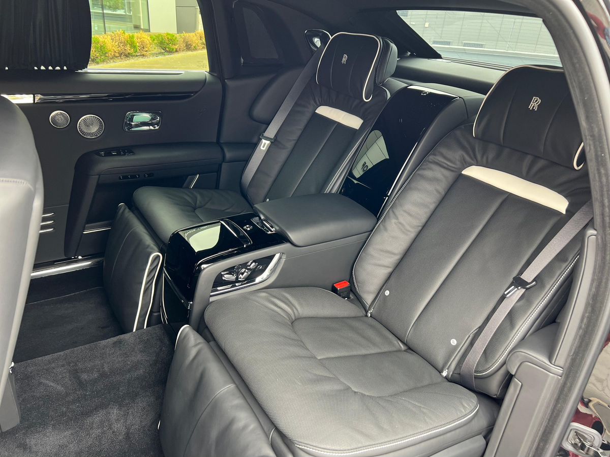 Rolls-Royce Ghost 2021 год <br>Diamond Black 