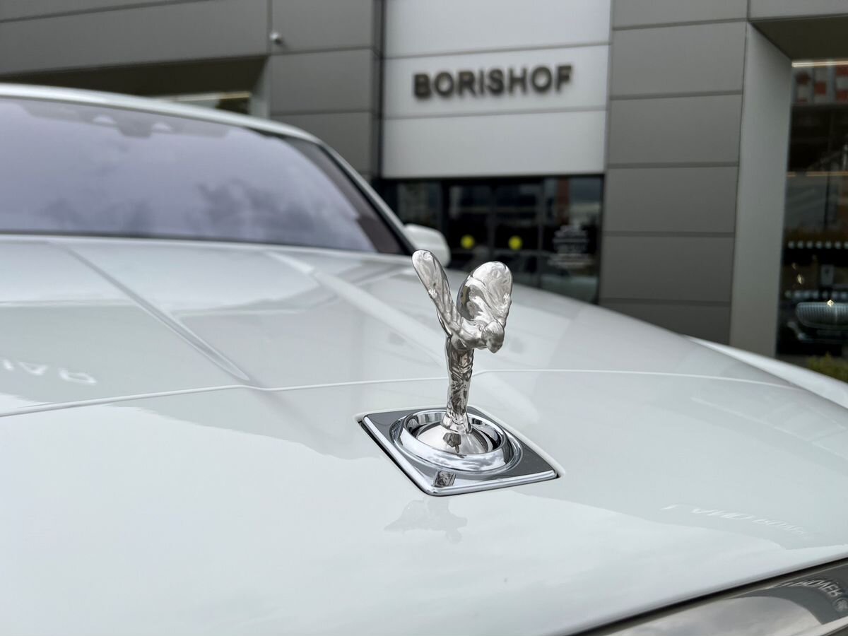Rolls-Royce Cullinan  <br>Белый
