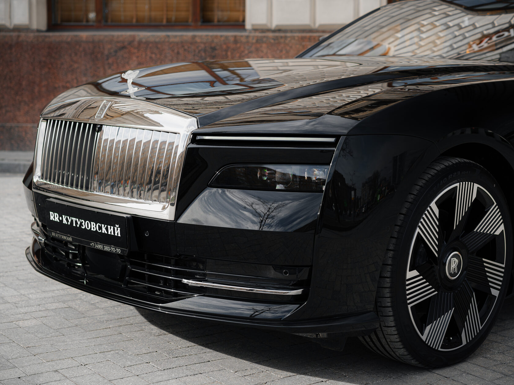 Rolls-Royce Spectre  <br>Diamond Black / Черный бриллиант