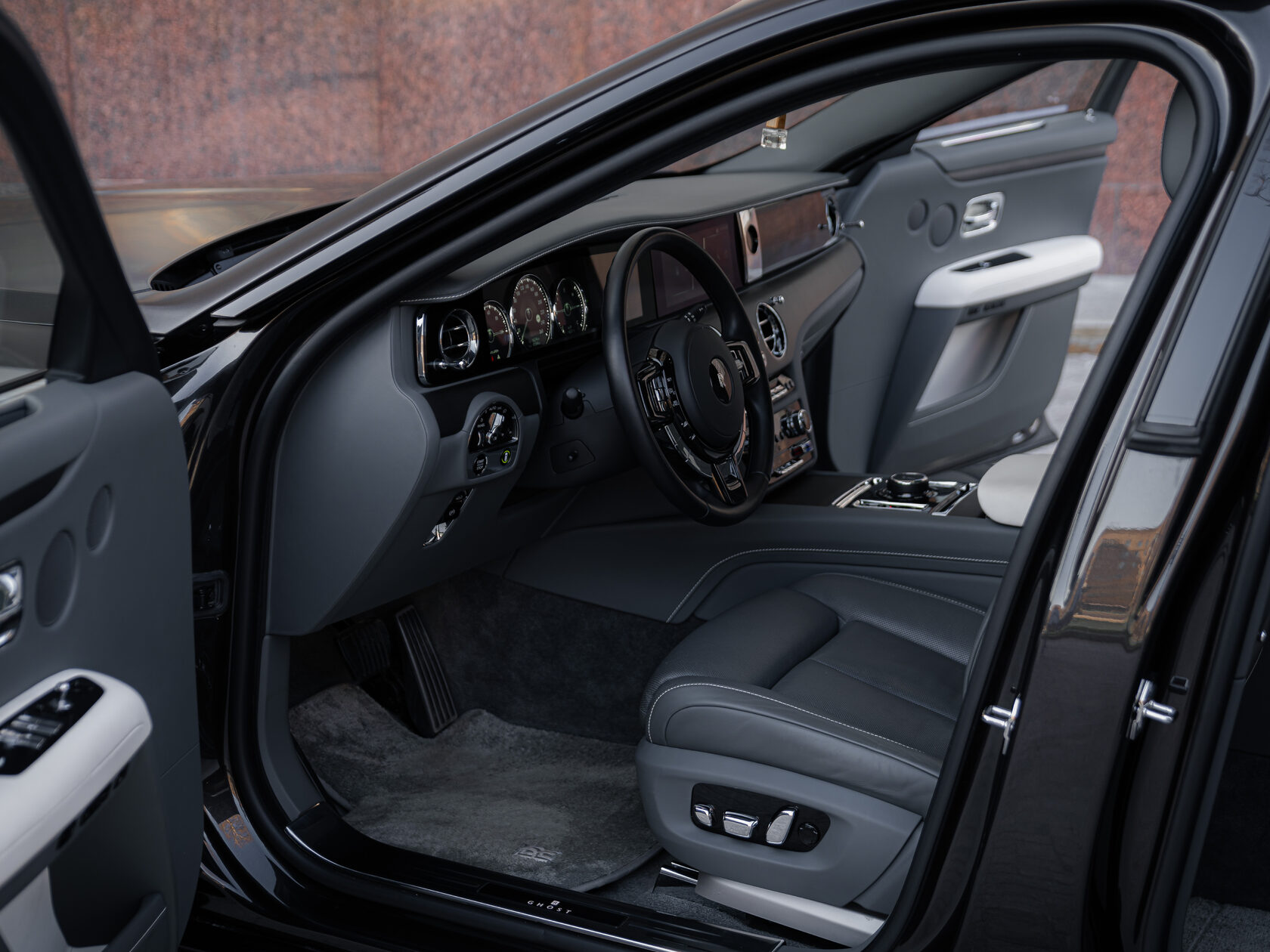 Rolls-Royce Ghost EXTENDED  <br>Graphite 