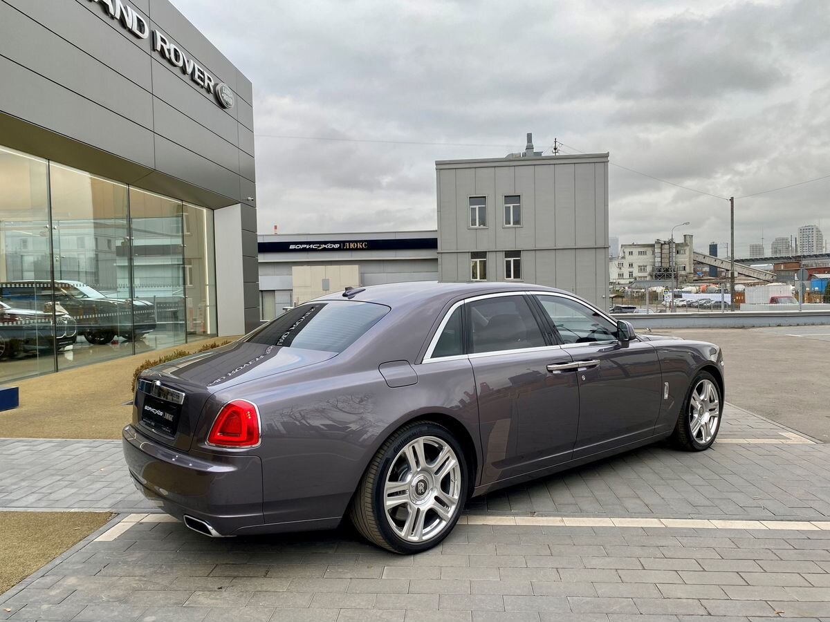 Rolls-Royce Ghost 2015 год <br>