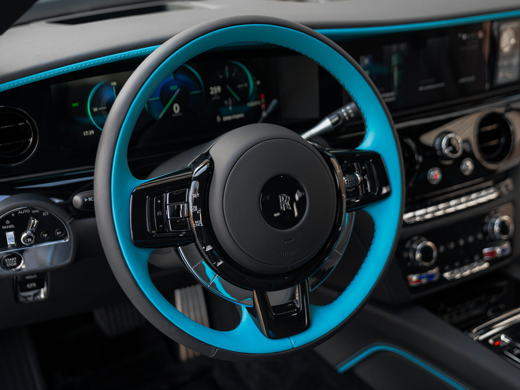 Rolls-Royce Ghost Black Badge Series II  <br>Mustique Blue 