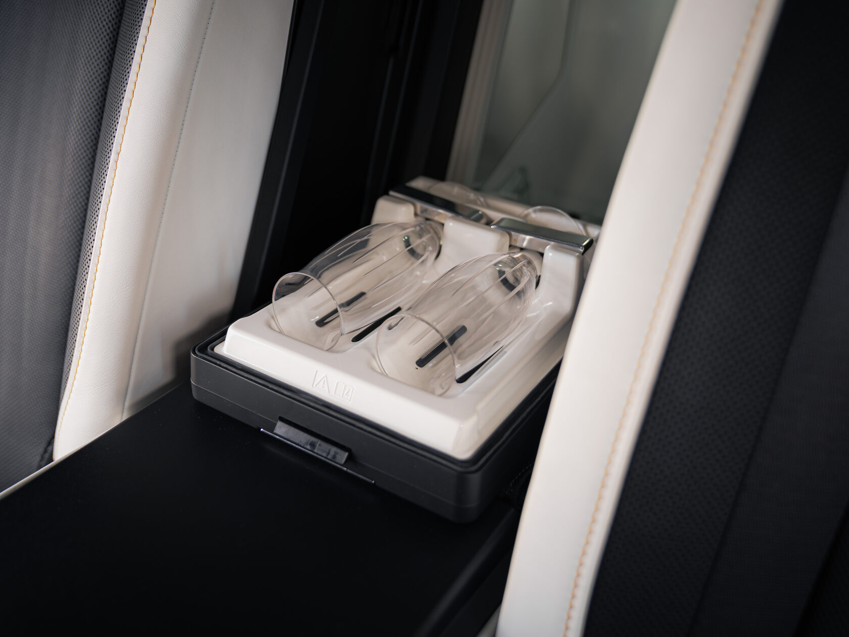 Rolls-Royce Ghost  <br>Diamond Black 