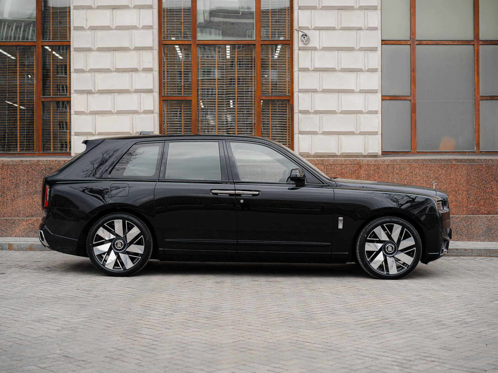 Rolls-Royce II Black Diamond  <br>Black Diamond 