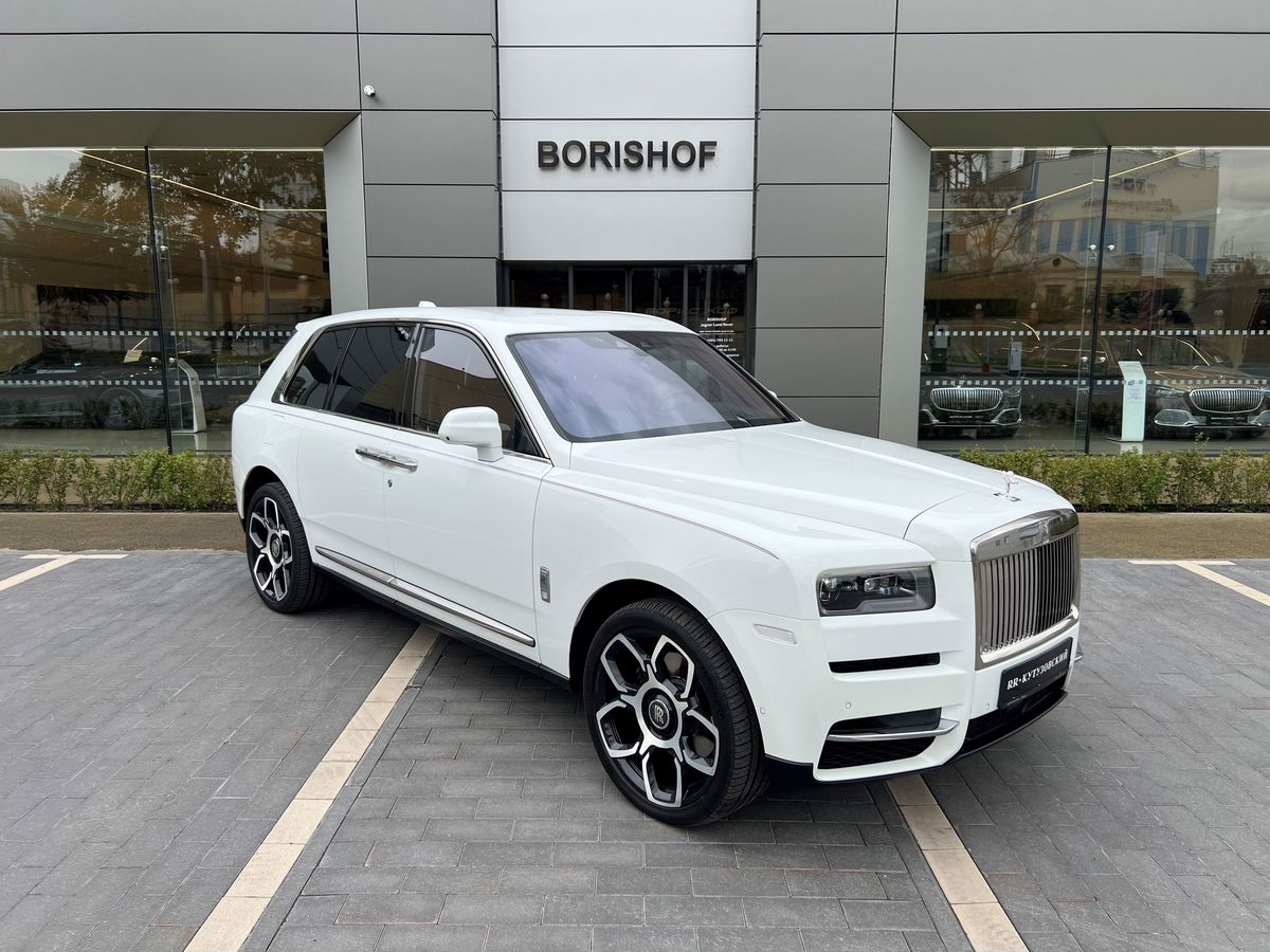 Rolls-Royce Cullinan  <br>Белый