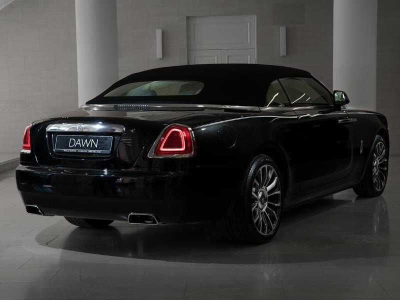 Rolls-Royce DAWN  <br>Diamond Black / Silver 