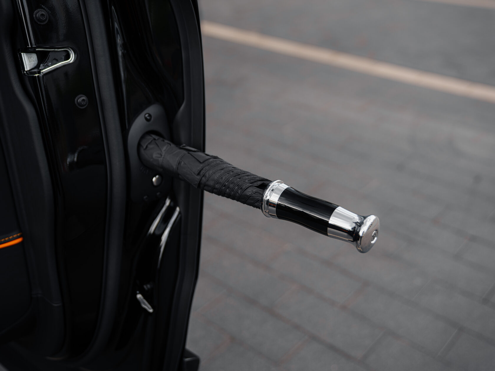 Rolls-Royce Cullinan Black Badge II  <br>Черный 