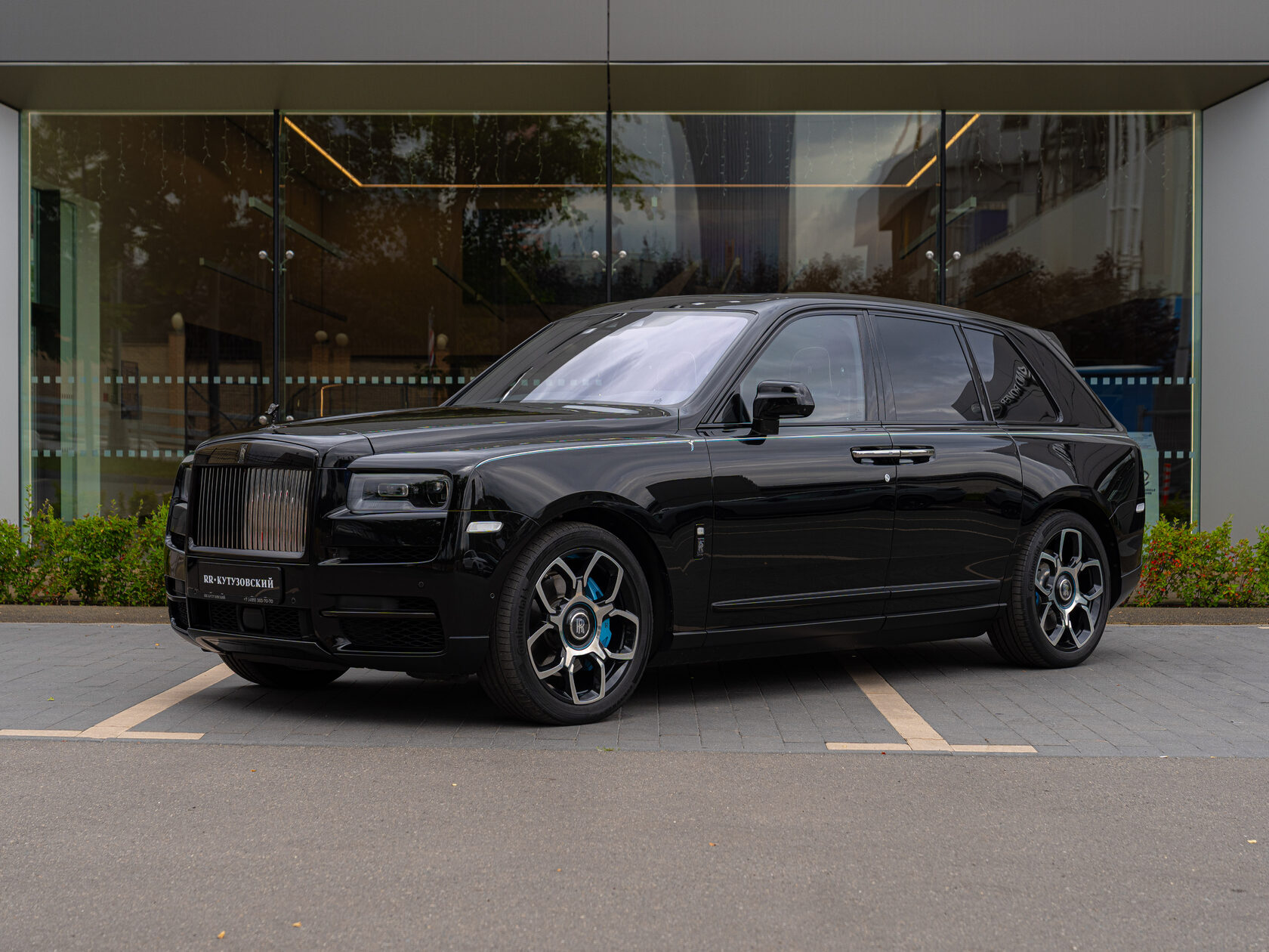 Rolls-Royce Cullinan 2019 год <br>Black Diamond