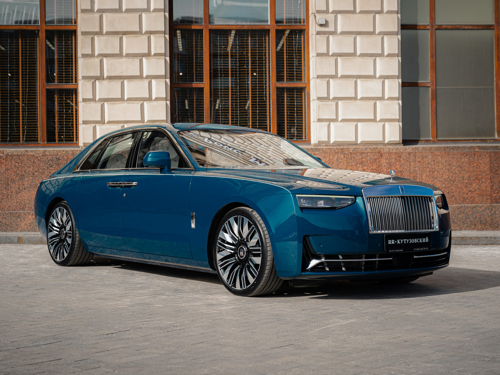 Rolls-Royce Ghost Series II  <br>Mustique Blue 