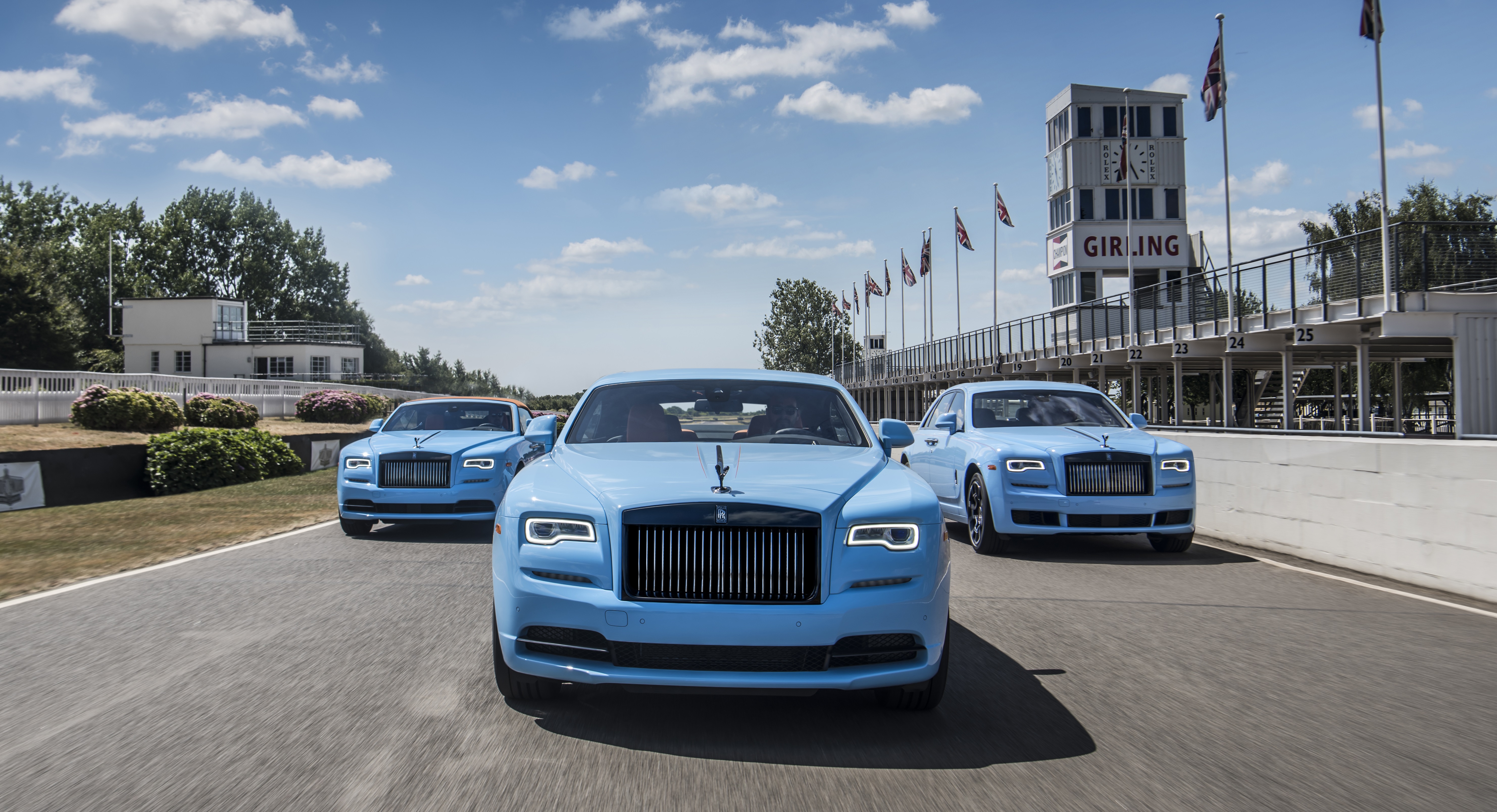 ROLLS-ROYCE: ТЁМНАЯ ЭСТЕТИКА НА ВЫСТАВКЕ MONTEREY CAR WEEK 2018