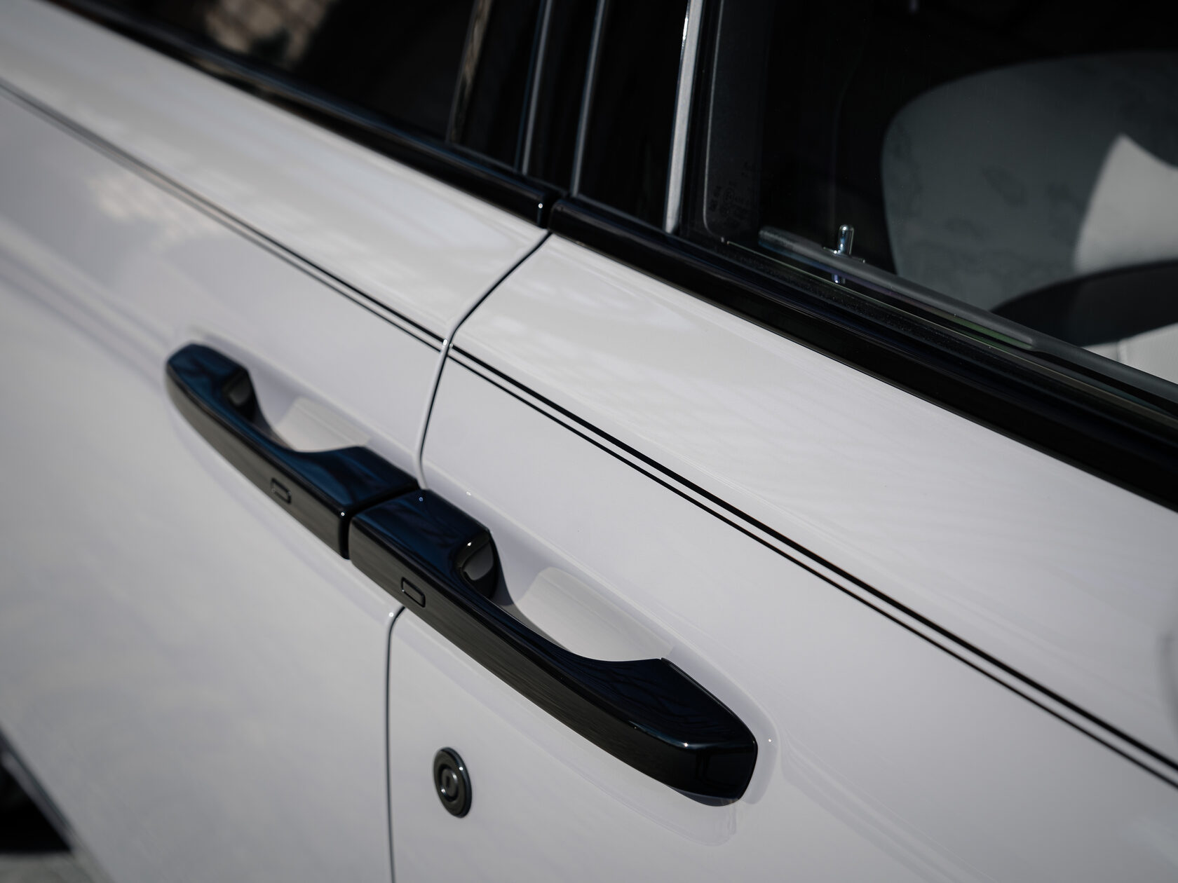 Rolls-Royce Ghost Black Badge Series II  <br>Tempest Grey 