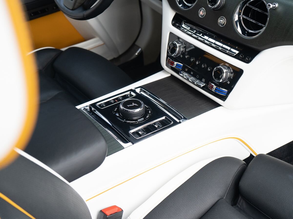 Rolls-Royce Ghost 2020 год <br>