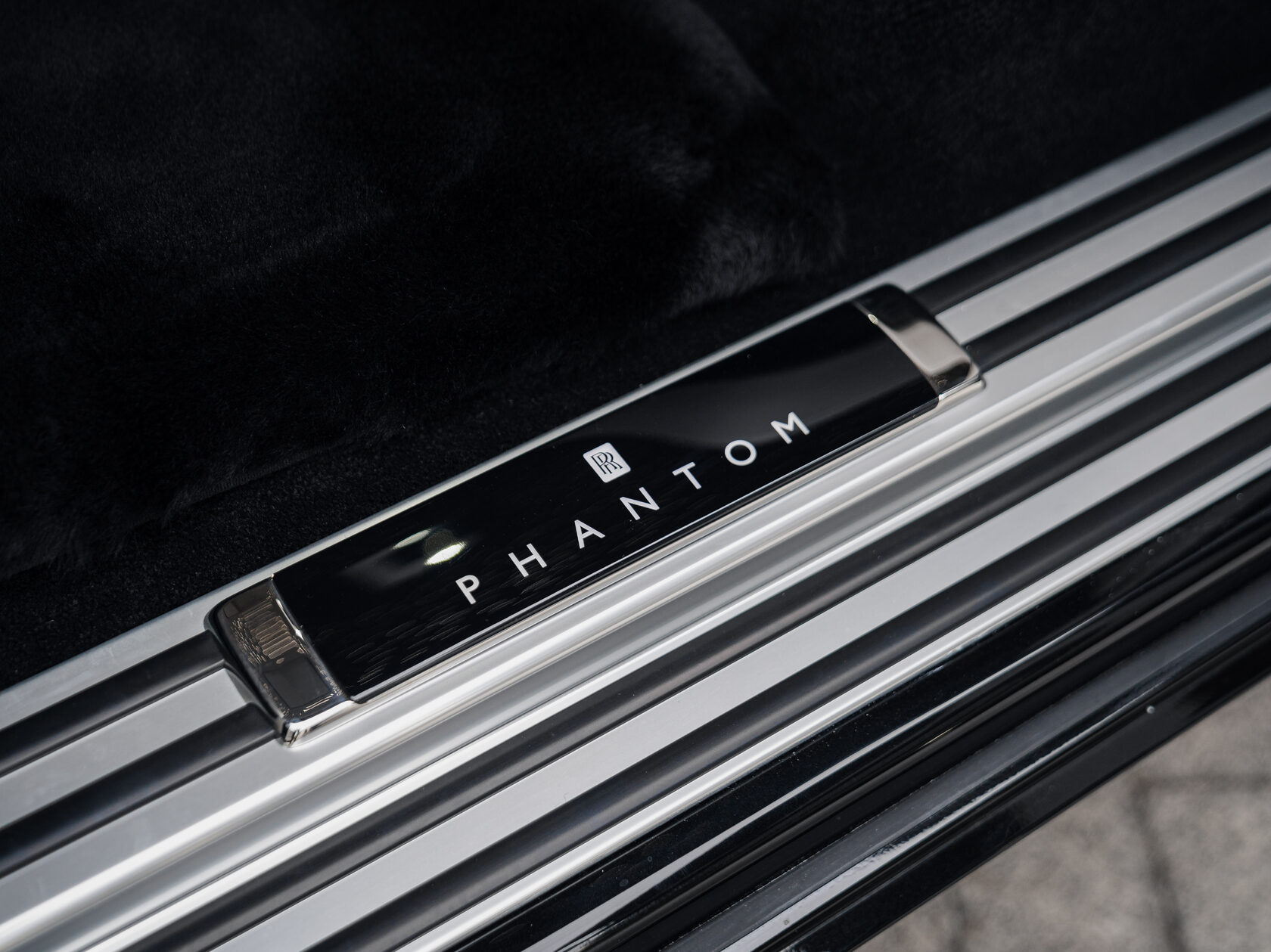 Rolls-Royce Phantom Extended  <br>Black Diamond 