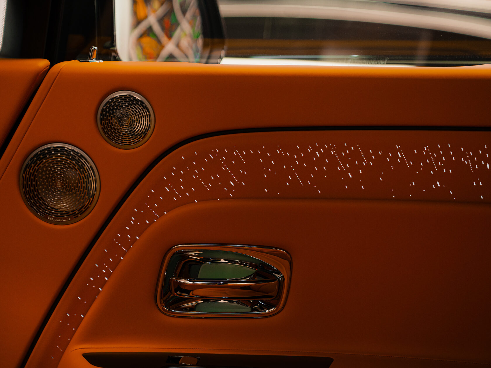 Rolls-Royce Spectre 2024 год <br>Diamond Black / Черный бриллиант