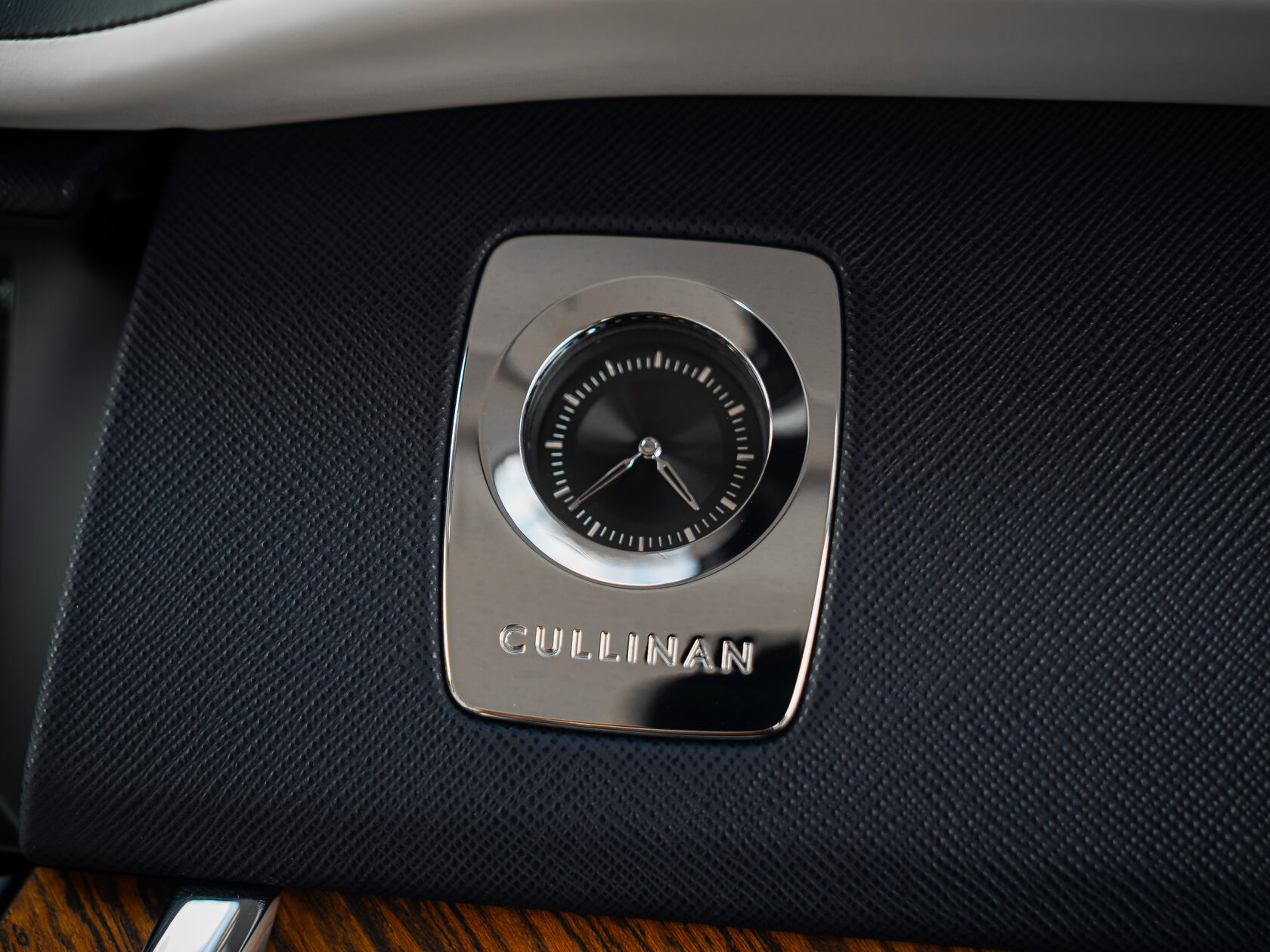 Rolls-Royce Cullinan  <br>Не указано