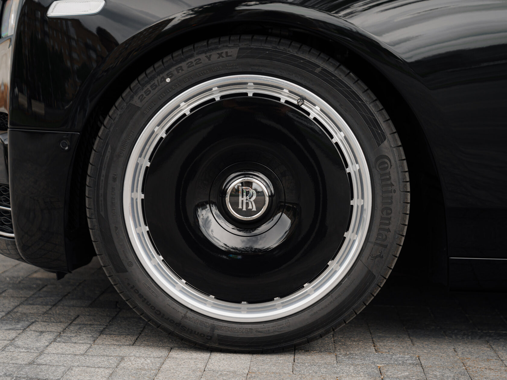 Rolls-Royce Phantom Extended  <br>Black Diamond 