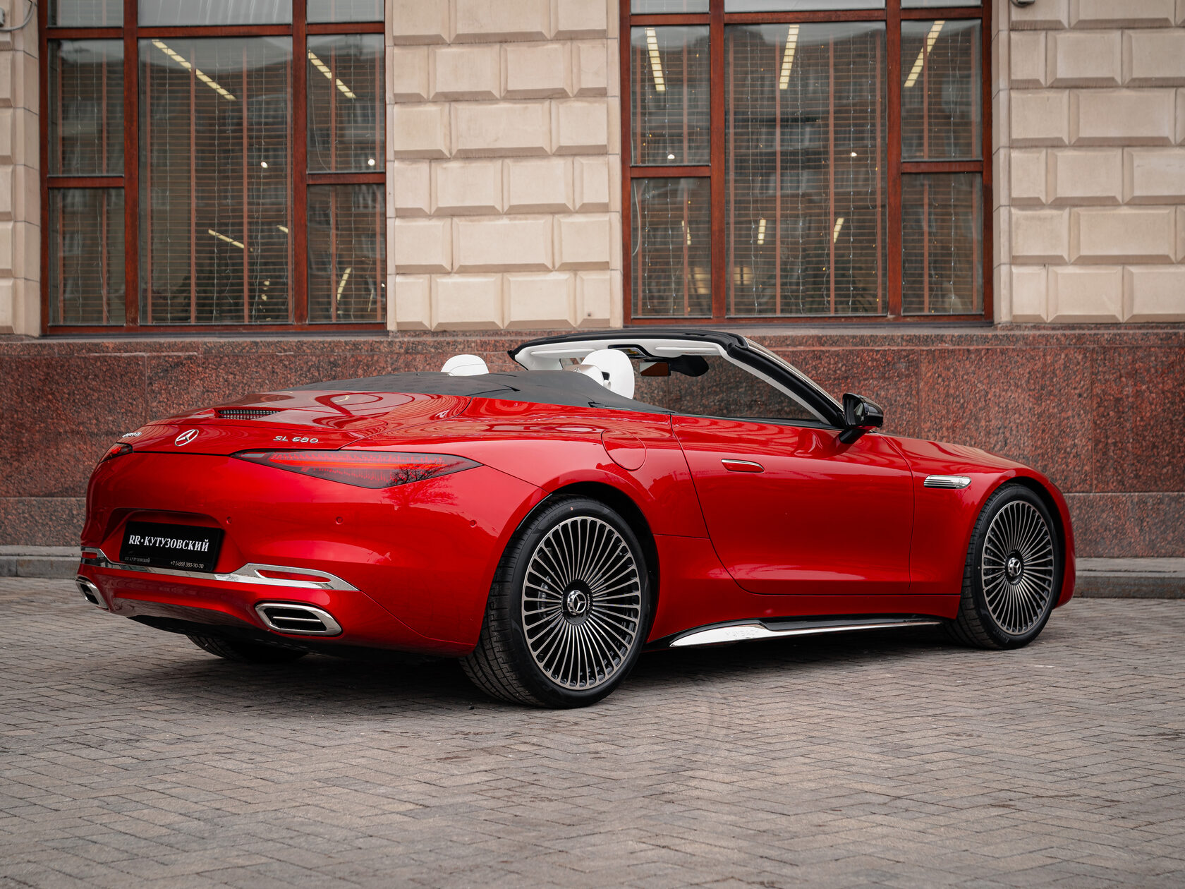 Rolls-Royce Maybach SL 680 2026  <br>Не указано