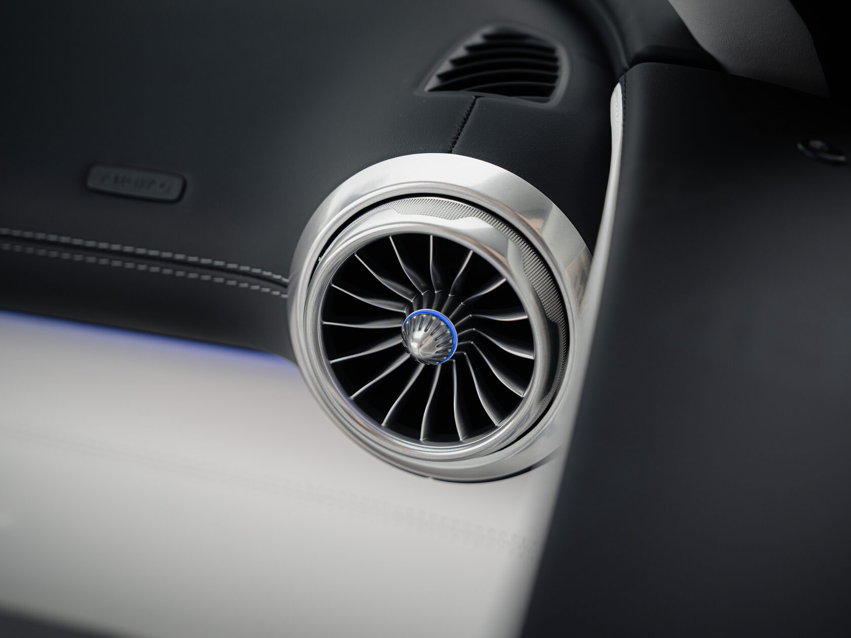 Rolls-Royce Maybach SL 680 2026  <br>Не указано