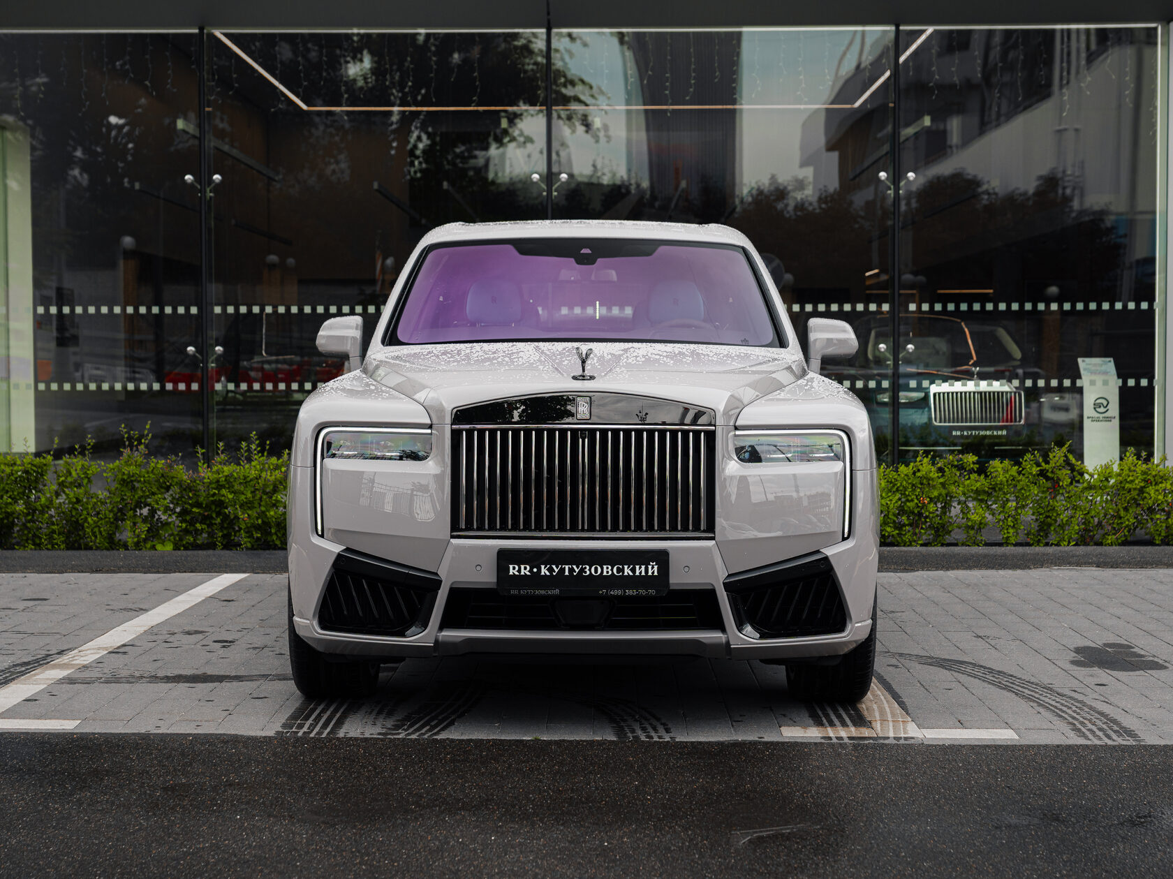 Rolls-Royce Cullinan Black Badge II  <br>Tempest Grey