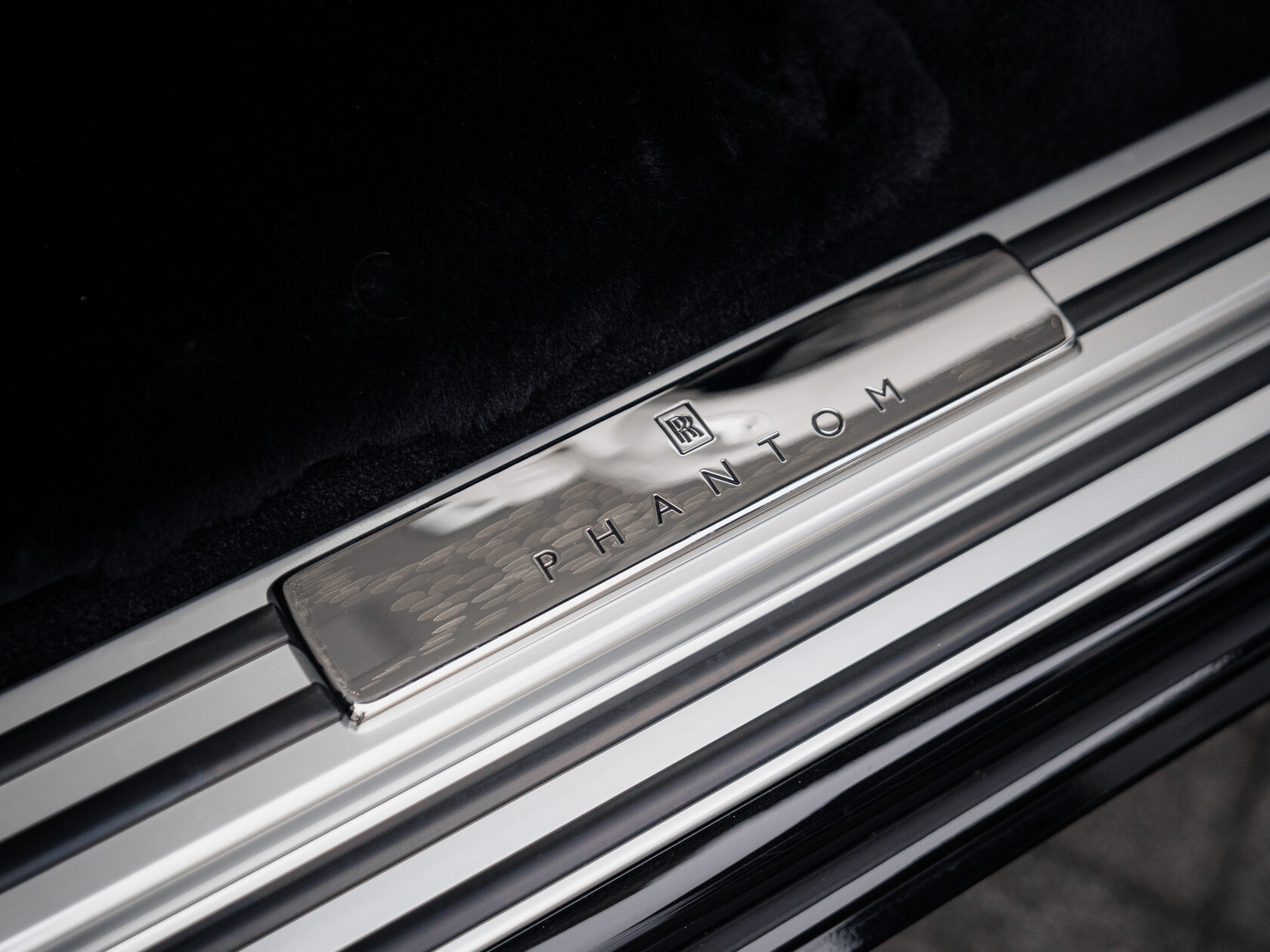 Rolls-Royce Phantom Extended  <br>Black Diamond 