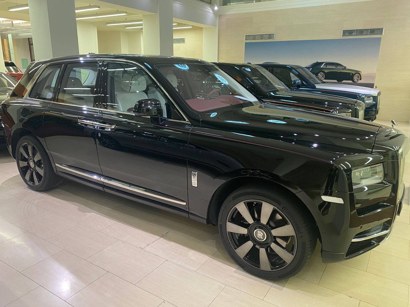 Rolls-Royce Cullinan  <br>Black Diamond 