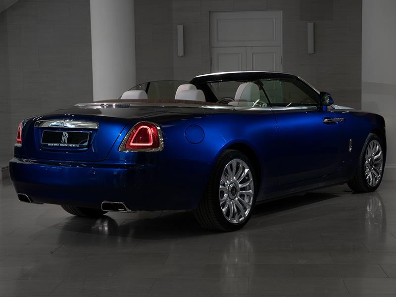 Rolls-Royce DAWN 2019 год <br>Salamanca Blue / Silver 