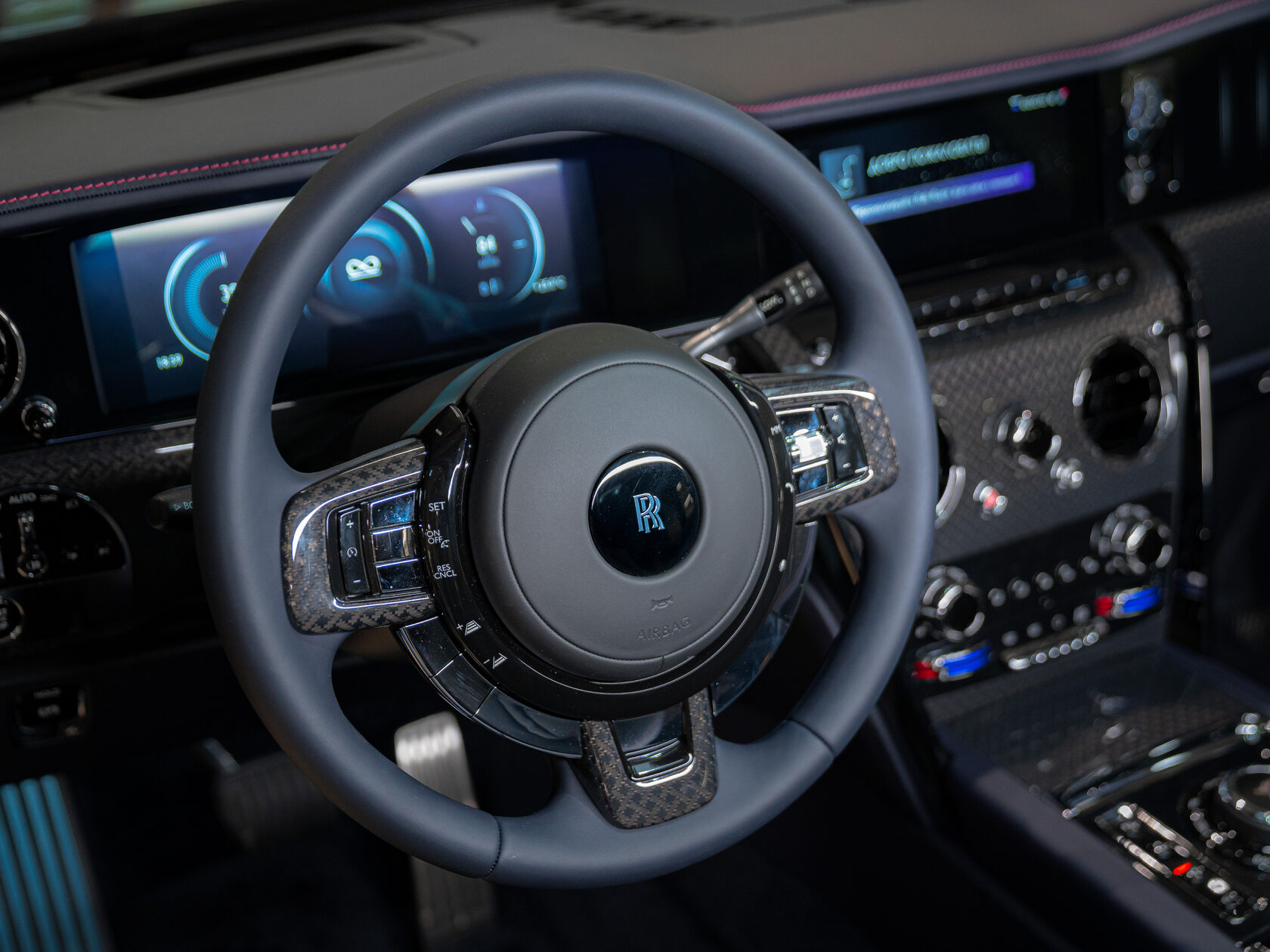Rolls-Royce Cullinan Black Badge II  <br>Midnight Sapphire
